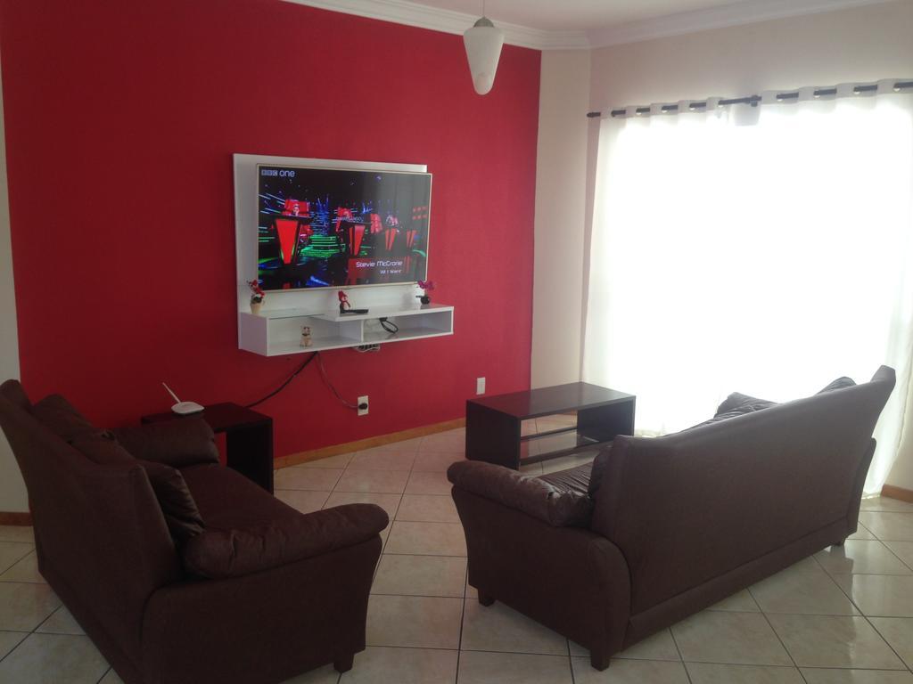 Apartamento em Meia Praia Exterior foto